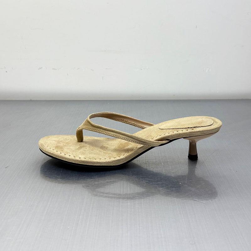 Мода Мода Тупой носок Женские тапочки на каблуке Летние шлепанцы Женские тапочки на низком каблуке Женские шлепанцы Сандалии Туфли Большой размер 43