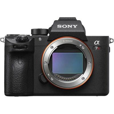 Sony Полноразмерная беззеркальная однообъективная камера, корпус черного цвета 7RIII (Без линз) ИЛСЕ-7РМ3А