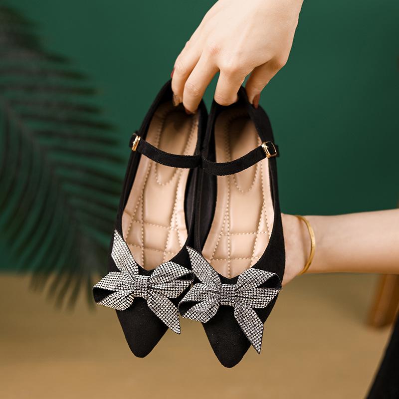 Женские туфли на плоской подошве Мэри Джейн. Удобные нескользящие повседневные модельные туфли. Туфли на плоской подошве с бантом и ремешком на щиколотке. Женские балетки. Шикарные туфли на плоской подошве с острым носком и закрытым носком.