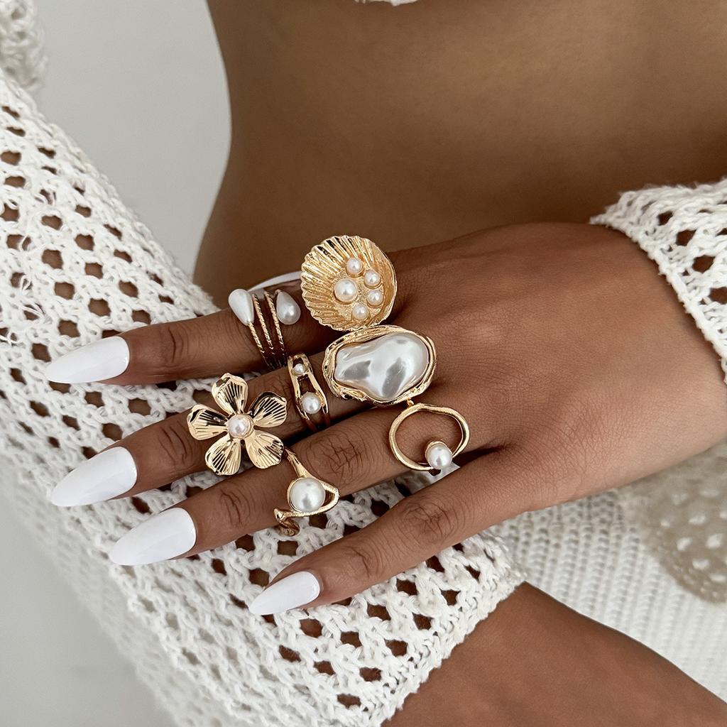 7Pcs/Set Vintage Irregular Imitation Pearl Rings for Women Fashion Geometric Metal Flower Rings Set Bohemian Jewelry Accessories