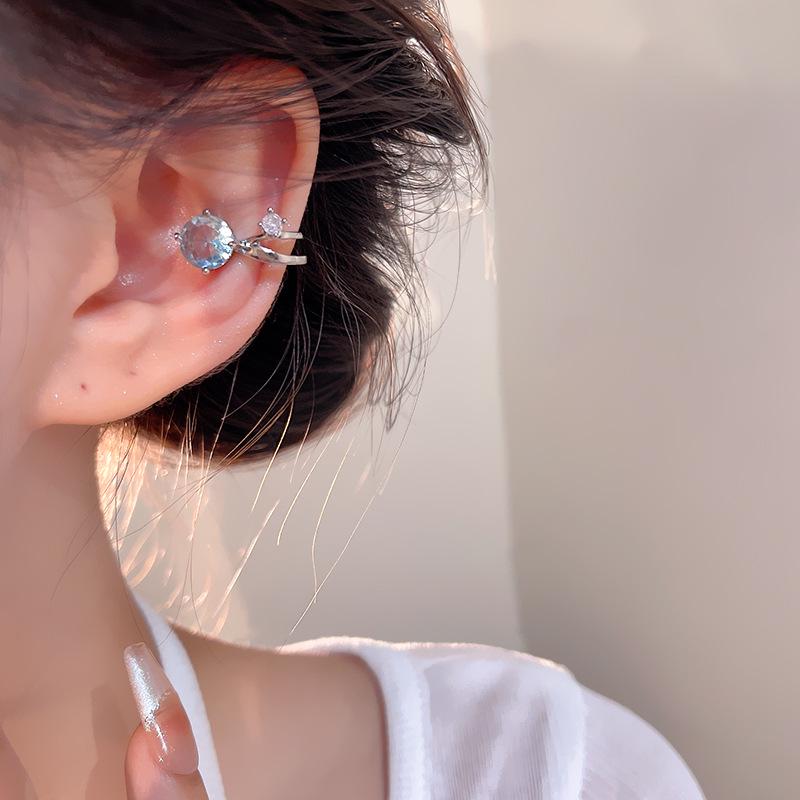 Элегантные серьги-клипсы из циркония для женщин: Непроколотые, универсальные и блестящие