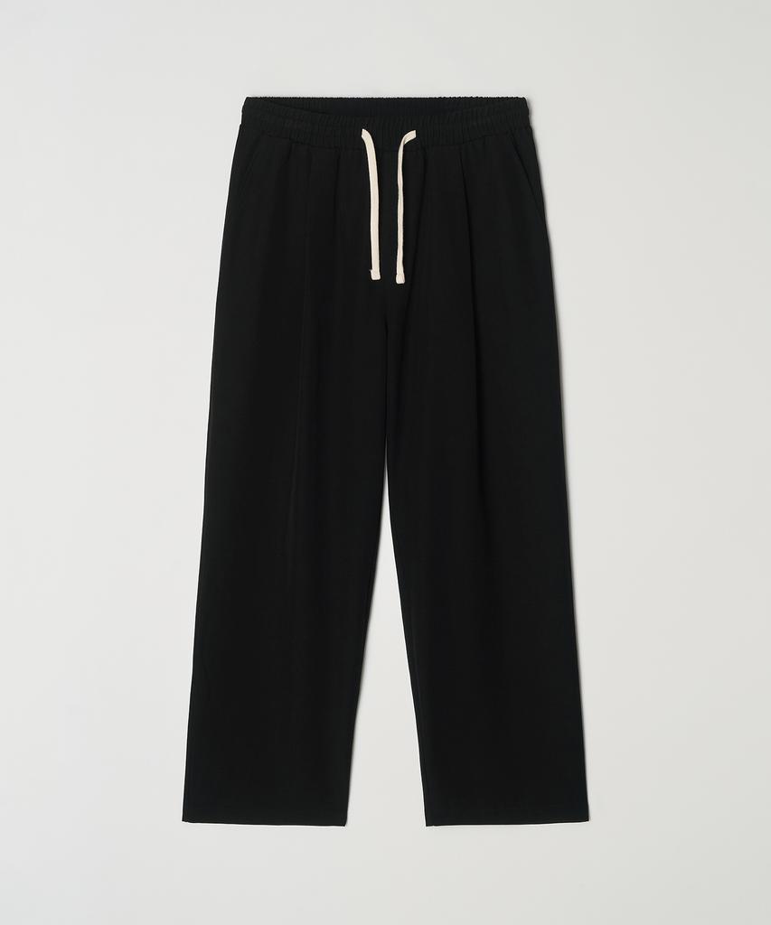TRADCLUB Single-Pleat Elastic Wide Slacks 3 Colors