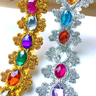 1 м/3,28 фута в каждой упаковке. Ленты для шитья своими руками, галстуки со стразами и хрустальной отделкой, идеально подходящие для украшения платьев, сумок и обуви.