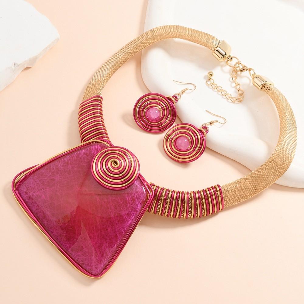 Resin Plastic And Jewelry Set With Large Gemstones And Elegant Water Chain For Fans Fashion