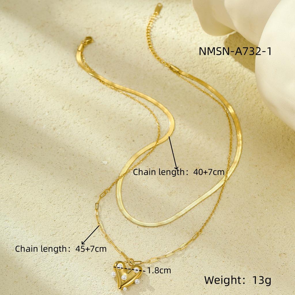 GEMCHIC Women's Trendy Heart Pendant Necklace Stainless Steel Gold Plated Choker Fashion Geometric Love Statement Jewelry for Party Daily Wear