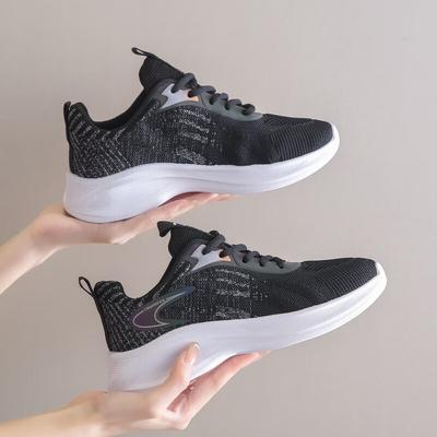 Женская обувь – Кроссовки