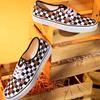 Vans Обои Аутентичный Принт Клетки Собаки Низкие Кеды из Холста Унисекс Кроссовки Черно-Белые VN0A5KS9BP6