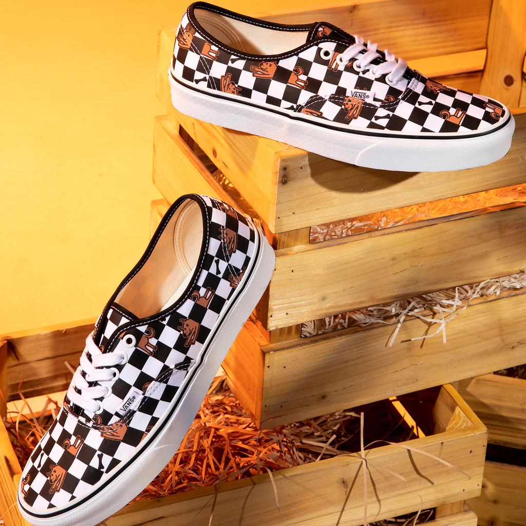 Vans Обои Аутентичный Принт Клетки Собаки Низкие Кеды из Холста Унисекс Кроссовки Черно-Белые VN0A5KS9BP6