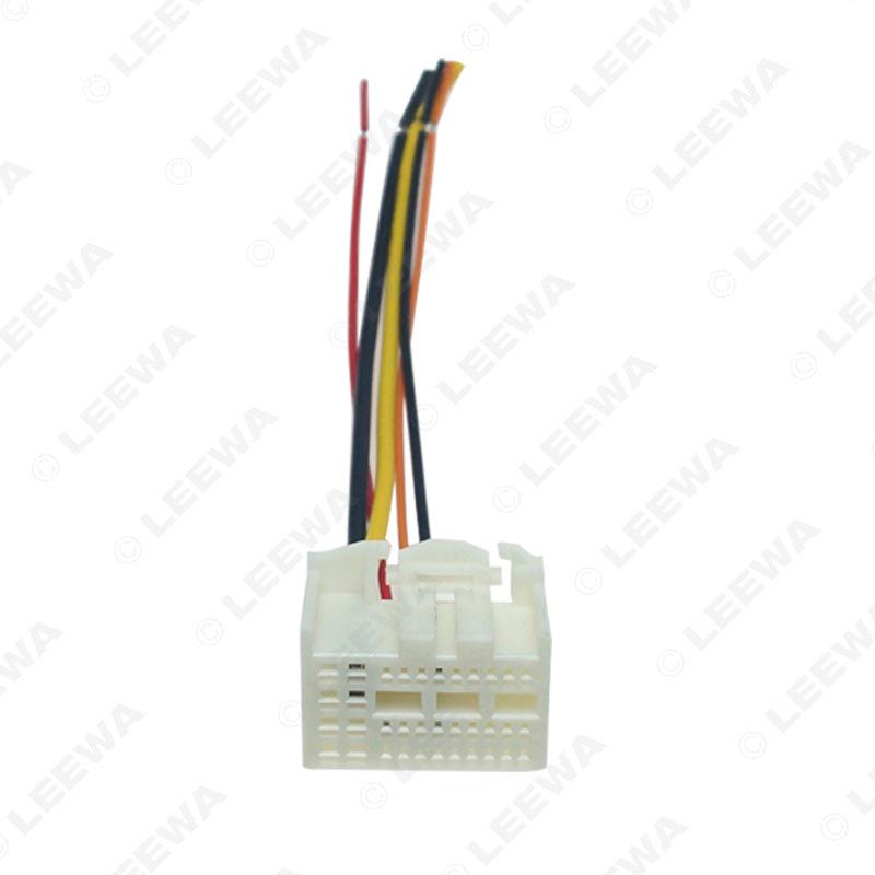 Кабель-адаптер USB AUX для новых Kia K2, K3, K4, Elantra, Mistra, нового Tucson CD-проигрывателя