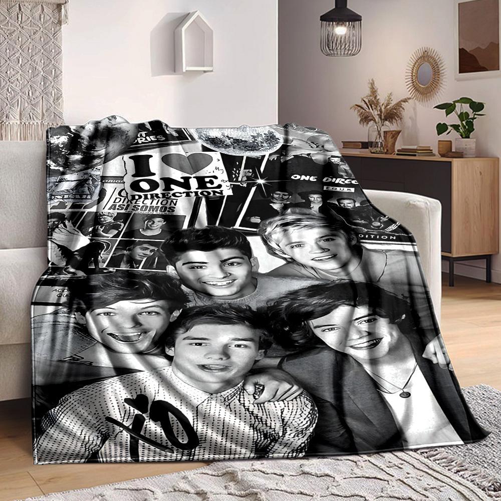 1pc One Direction Flannel Blanket, Soft Skin Friendly with Digital Printing, Various Sizes Available for Family, Friends, Birthday