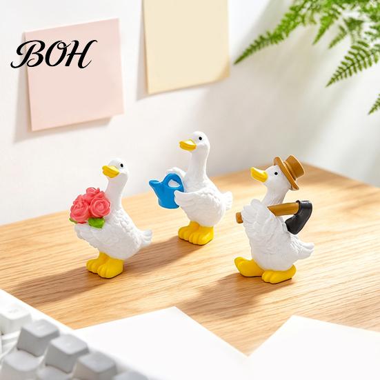 Decorative Garden Ornaments Mini Duck Figurine, Cute Farm Dolls, Small Desktop Resin Crafts for Flowerpots Car Dashboard Figurines, Micro Landscape
