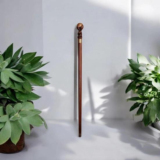 Деревянная трость ручной работы длиной 93,98 см с ручкой в виде орлиной лапки. Уникальный рождественский подарок. Изготовленная вручную из натурального дерева для стиля и поддержки.