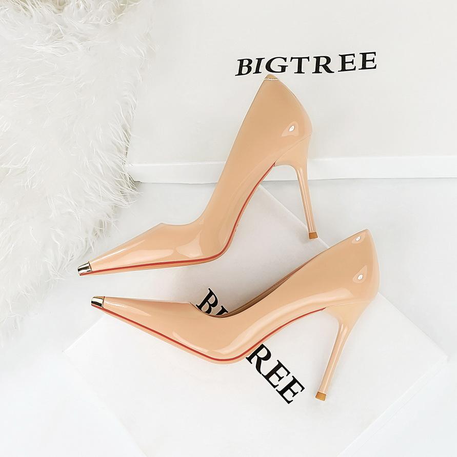 Sexy Slim High Heels Thin Heels, Ultra High Heels Bright Lacquer Skin, Shallow Mouth Metal Pointed Single Shoes