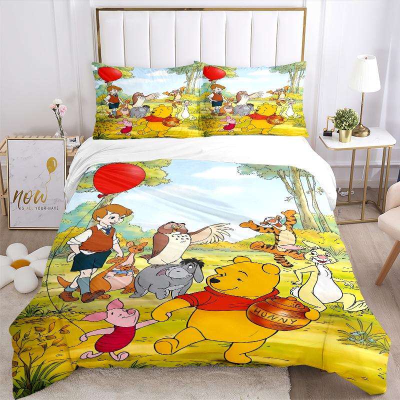 3pcs Winnie the Pooh and Friends Print Bedding Set (1 Cover + 2 Pillowcases, Without Inserts), This Printed Bedding Set is Soft and Comfortable,