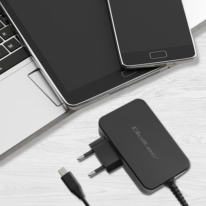 Qoltec GaN POWER PRO Charger | 1xUSB-C | 45W | 5-20V | 2.25-3A | Laptop | Smartphone | Black