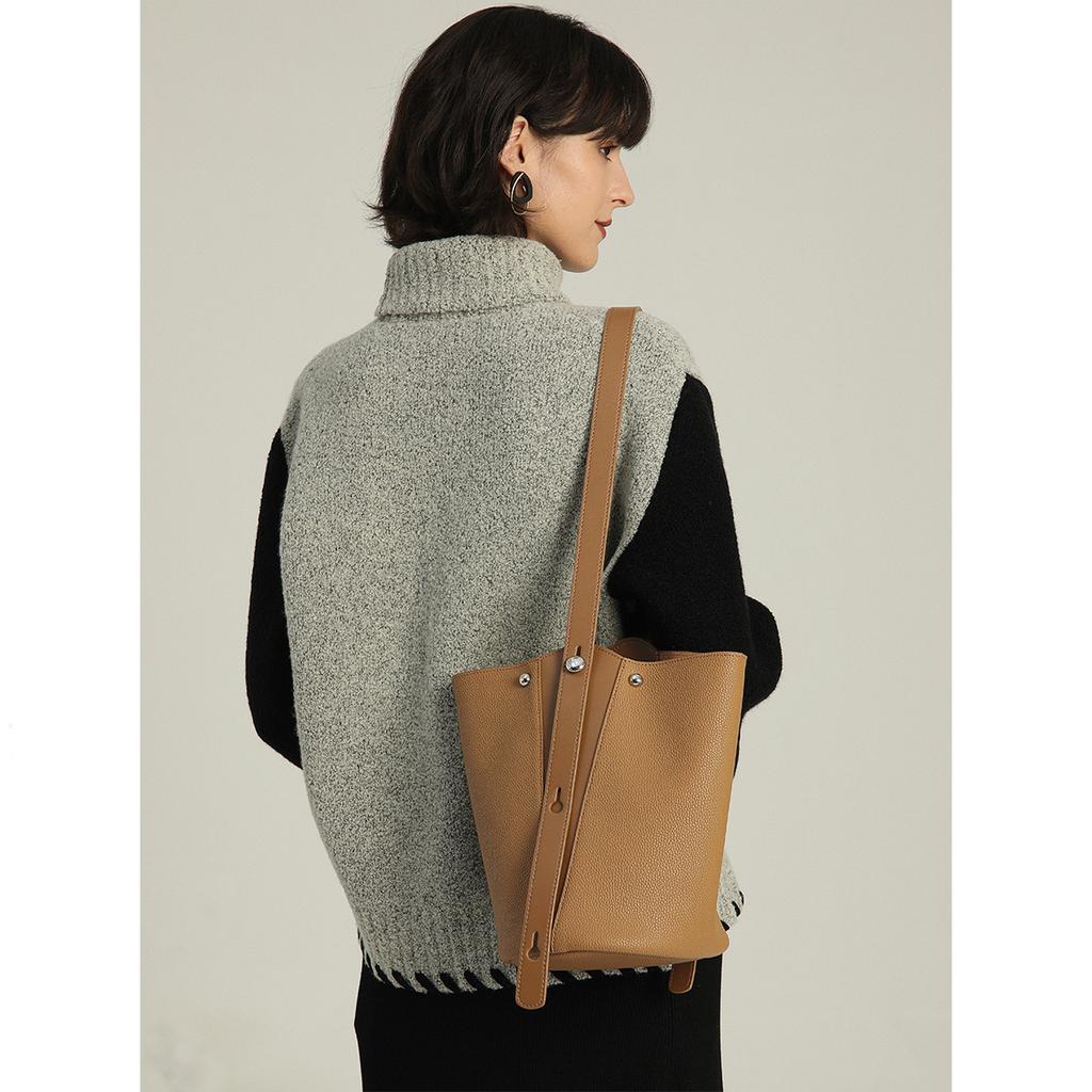 Commuter to work Bucket bag Women's atmospheric large-capacity vegetable basket Women's bag 2025 New high-end portable large bag