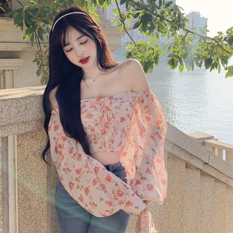 Женская шифоновая рубашка с открытыми плечами и бретельками, топ с цветами, милая футболка