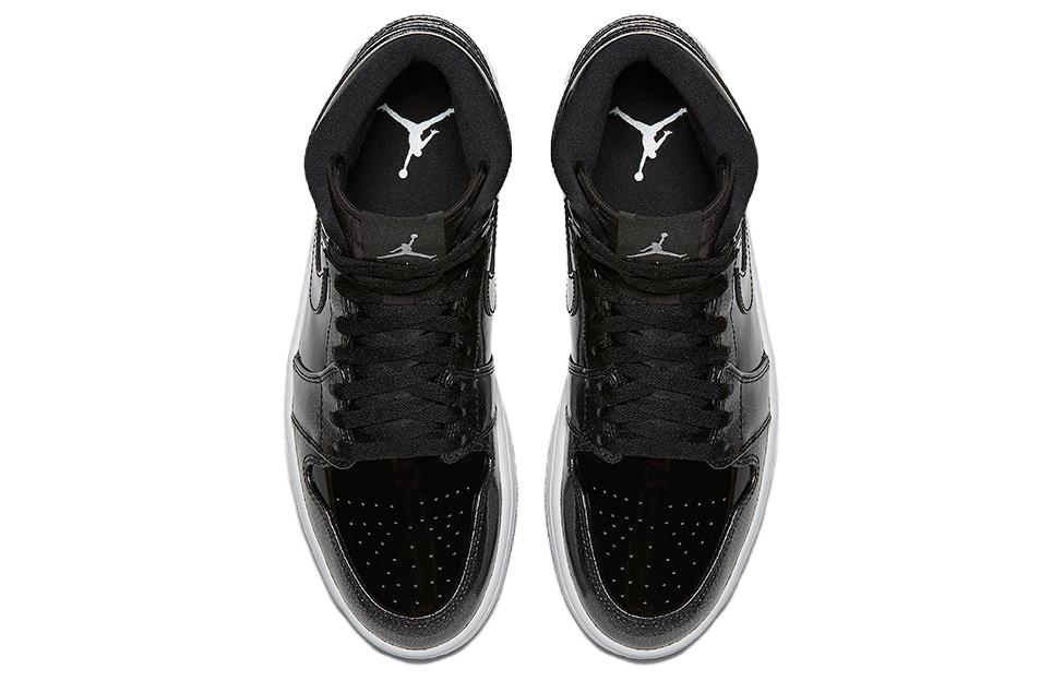 Jordan 1 Ретро Черный Лакированный 332550-017