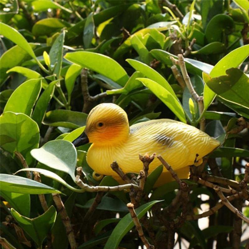 5pcs Duckling Decoy PE Fish Pond Ornament Floating Duck High Simulation Water Decoration Super Cute for Garden Yard Lawn Decor