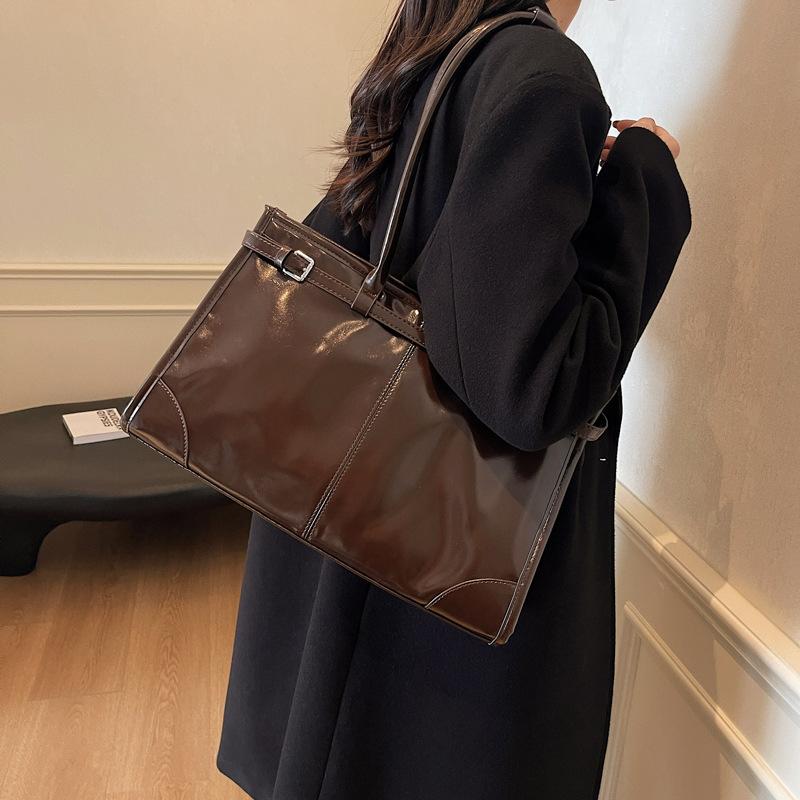 Retro Large-capacity Premium Underarm Bag Women's Bag 2025 New Tote Bag Versatile Commuter Shoulder Bag