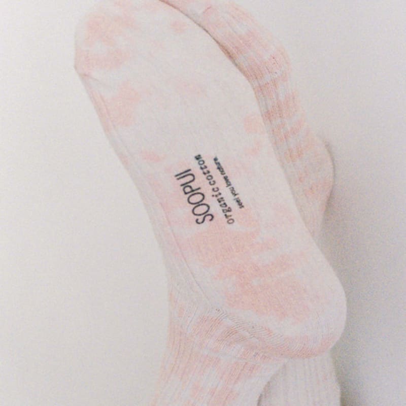 SOOPUI Plants tie-dye socks in pink