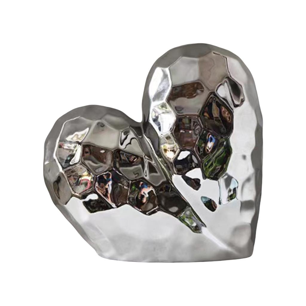 Contemporary Heart Shaped Ceramic Statue Ornament for Living Room with Ceramic and Symbolic Love Meaning