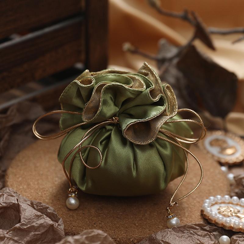 Роскошная упаковка Бархатный мешочек на шнурке Шелковый подарочный пакет для ювелирных изделий Свадебные конфетные коробки с жемчужной нитью Декор Сувенирный пакет Упаковка