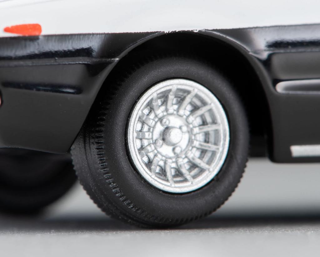 Tomica Limited Vintage Neo 164 LV-N Seibu Keisatsu Vol.25 Nissan Skyline 2000GT Patrol Car Finished Product 319030