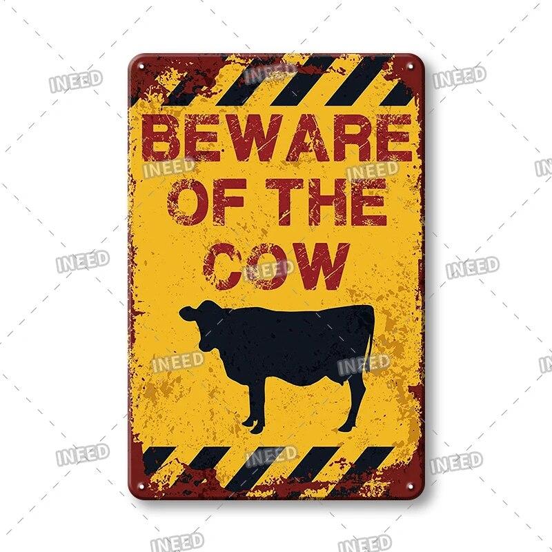 BEWARE OF Dog Cat Chicken Retro Plaque Metal Tin Signs Garden Yard Home Decoration Caution Kraken Plate Animal Warning Sign