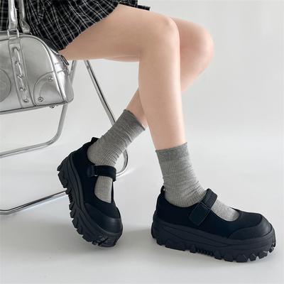 Модные повседневные черные туфли-лодочки с круглым носком, толстой подошвой и неглубоким вырезом, женские летние новинки 2025 года, туфли Мэри Джейн на платформе для ношения с юбкой