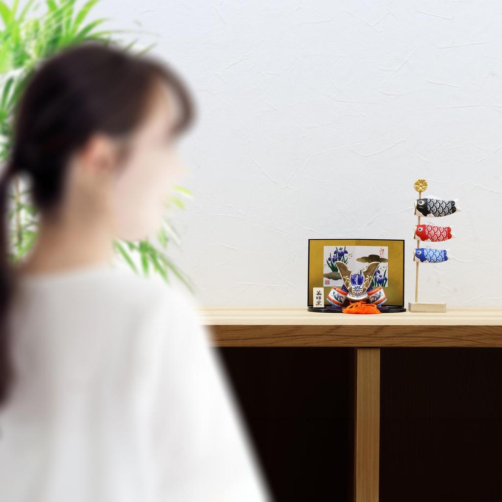 Осака Чосейдо Майский Фестиваль Компактный Мини-Шлем и Набор Кукол с Карпом-Кои (Для использования в помещении, Керамика)