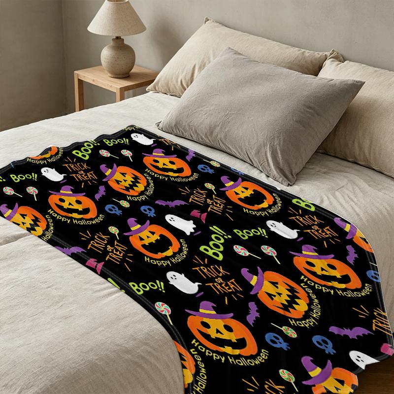 Halloween & Christmas Printed Flannel Blanket Soft Cozy Plush Throw, Warm Comfortable Bedding for Home & Dorm Use