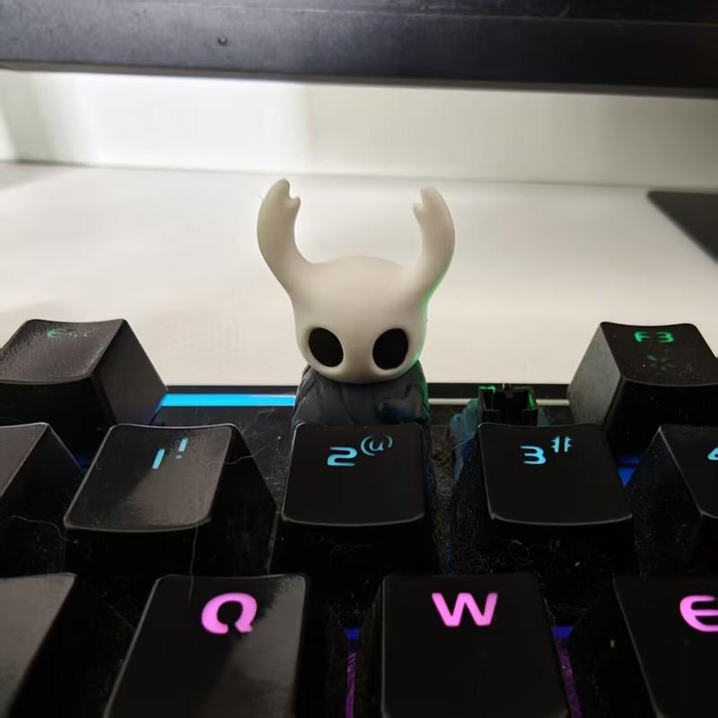 Hollow Knight Hornet Role Mechanized Keyboard Keycaps Esc Creative Light-Transmitting Design Gifts