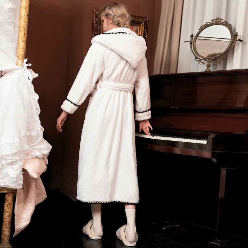 Женский фланелевой ультрадлинный халат с v-образным вырезом. Благородный и элегантный теплый халат с двойным карманом. Свободная и мягкая домашняя одежда для сна.