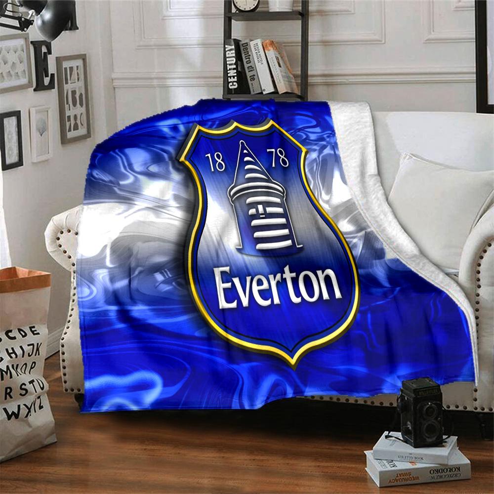 Everton Football Club Crest Flannel Blanket, Soft Polyester, Modern Design, All-Season for Camping, Travel, Gifts for holidays or birthdays