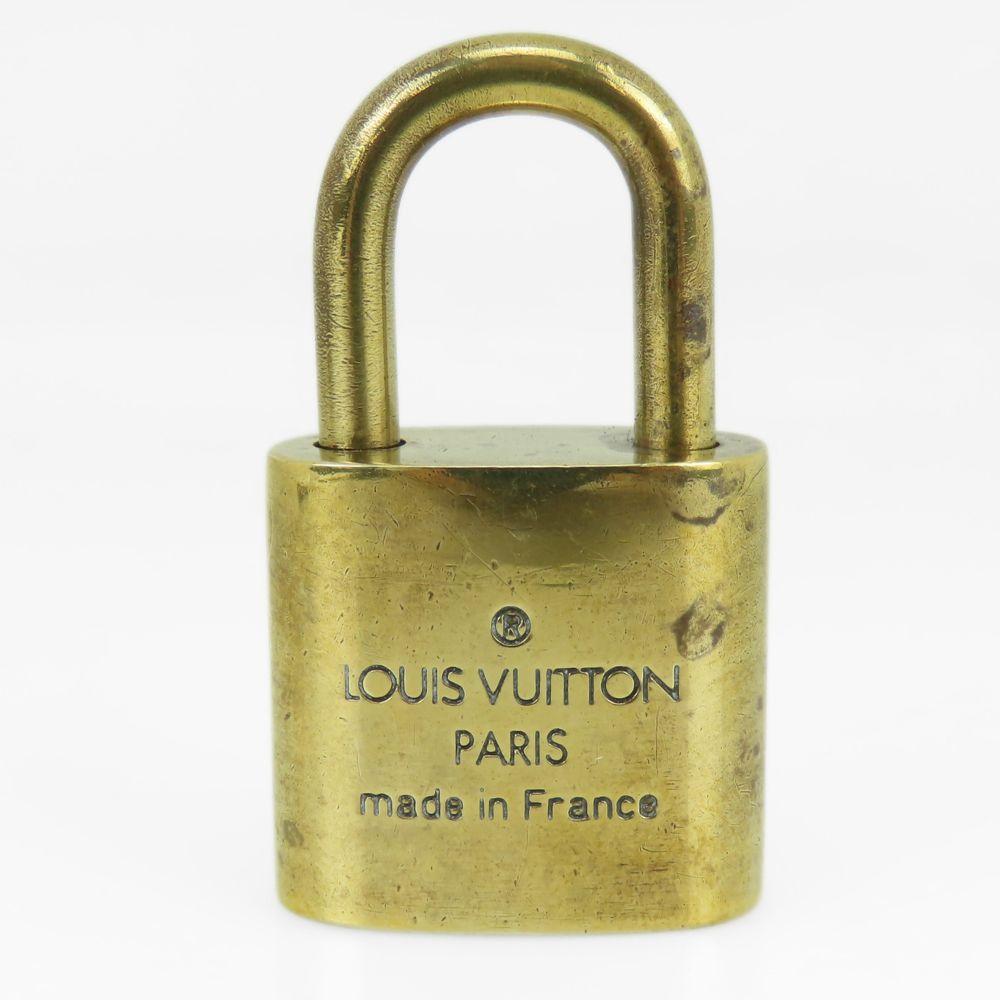 Used LOUIS VUITTON Cadena Key set No.314 metal gold padlock