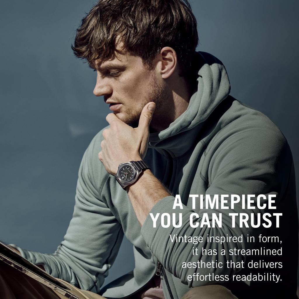 Watch Stainless Steel Case Black Dial Black Rubber Strap Gift [Victorinox] I.N.O.X. (316L/Forged) 241682.1 [