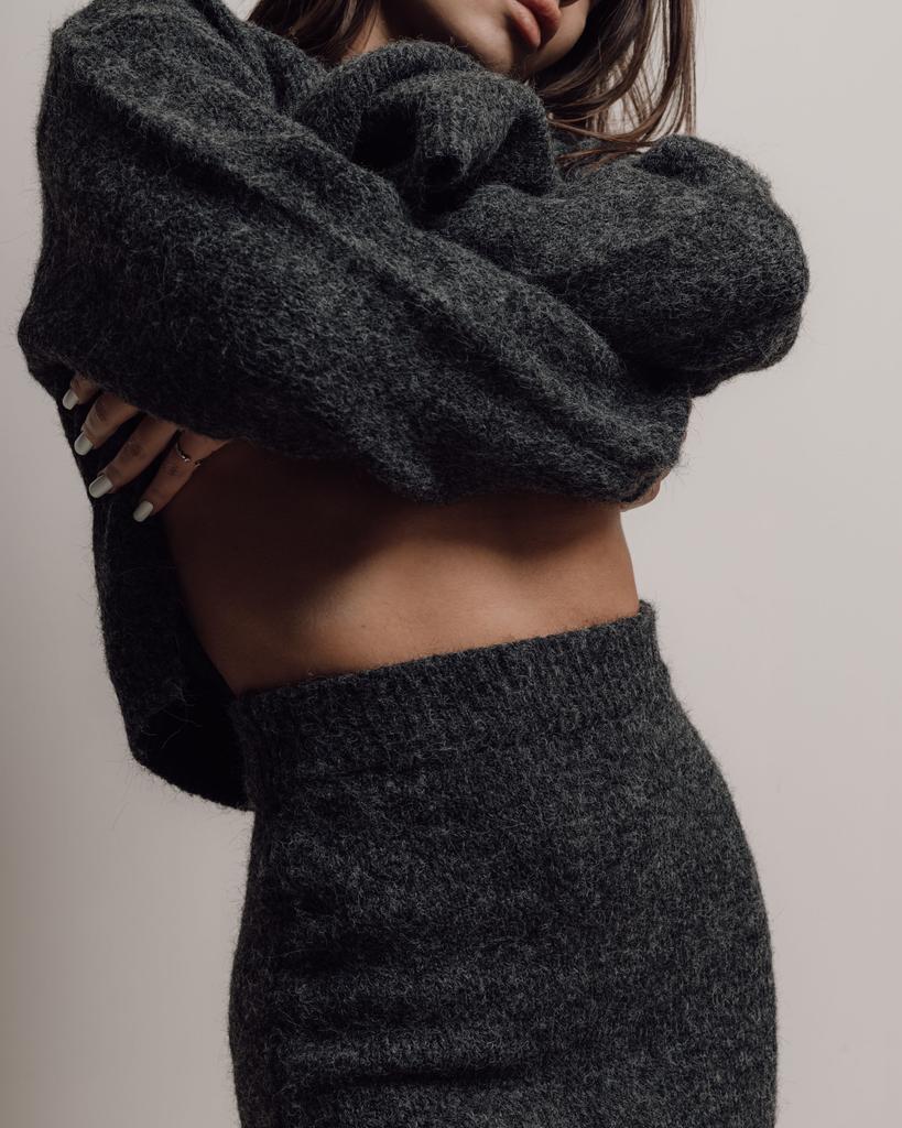 Костюм женский 4333 серый юбка кофта