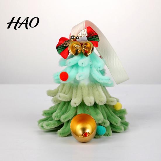 Christmas Tree Hanging Decorations Mini Pipe Cleaner Ornament, Handmade Chenille Stem Xmas Window Display Decor Craft with Bells, Holiday Decoration