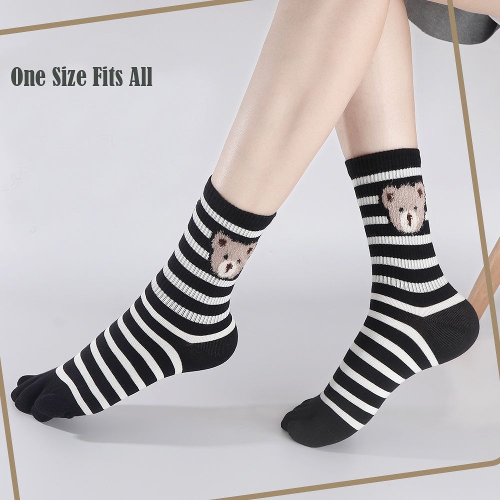 1 Pair Breathable Five Finger Socks Cartoon Bear Mid-tube Socks Casual Toe Socks Unisex