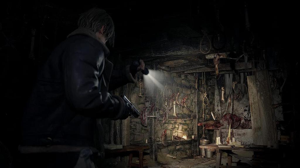 Resident Evil 4 Remake совместим с PS5 Import version - -