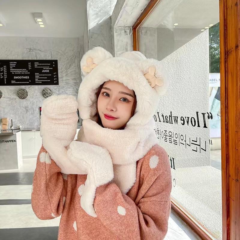 "Women's Winter Little Bear Hat, Scarf, and Gloves Set - Stylish and Warm"