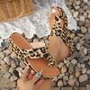 Новые летние женские модные леопардовые сандалии на танкетке, удобная толстая подошва, пляжный стиль, леопардовая обувь