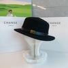 Autumn and winter British celebrity retro versatile wool top hat female travel shopping photo show face small high-end flat top hat