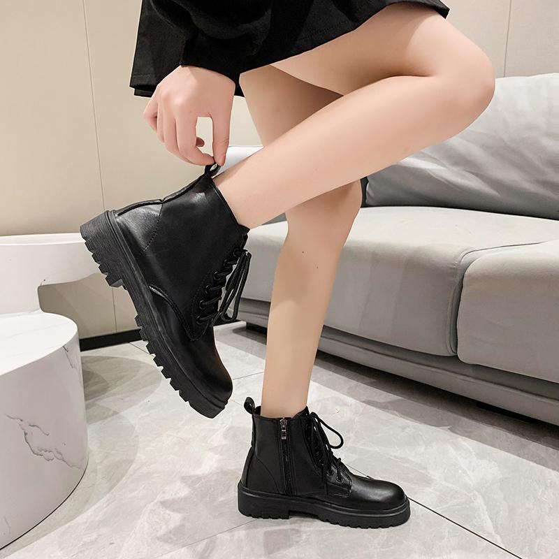 Модные осенние туфли на платформе для женщин, новые женские ботильоны с круглым носком, увеличивающие рост, повседневные женские мотоциклетные ботинки для улицы