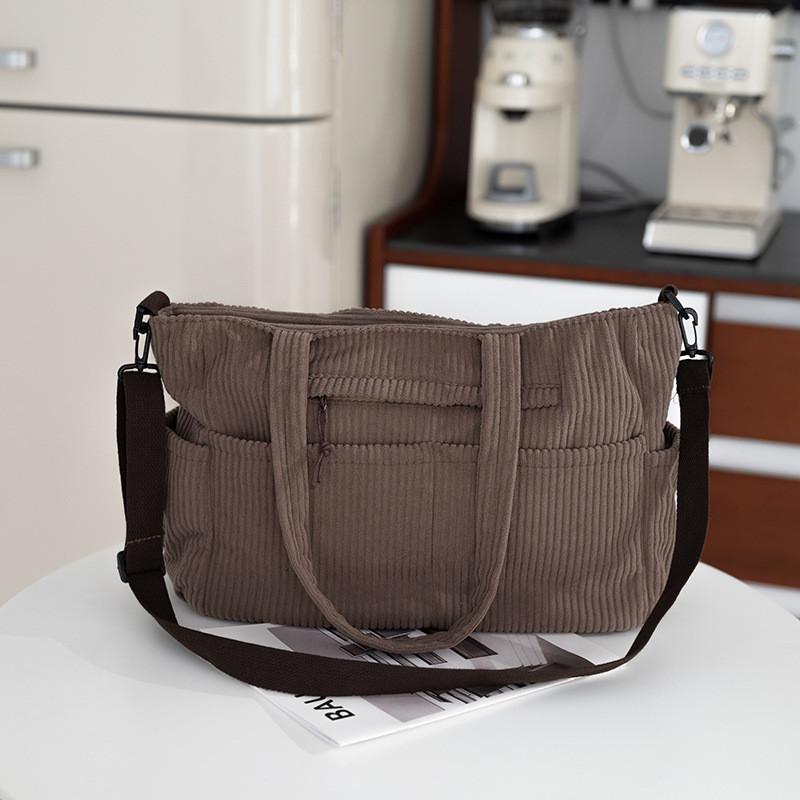 Tote Bag Large Capacity With Zipper Closure For Daily Use
