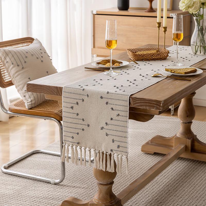 Zhinianhua Cotton Linen Tassel Table Runner