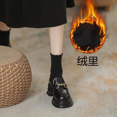 Внутреннее увеличение высоты 8 см маленький размер 323334 женские бархатные туфли на толстой подошве с металлической пряжкой, универсальные туфли-лодочки из маленькой кожи для женщин