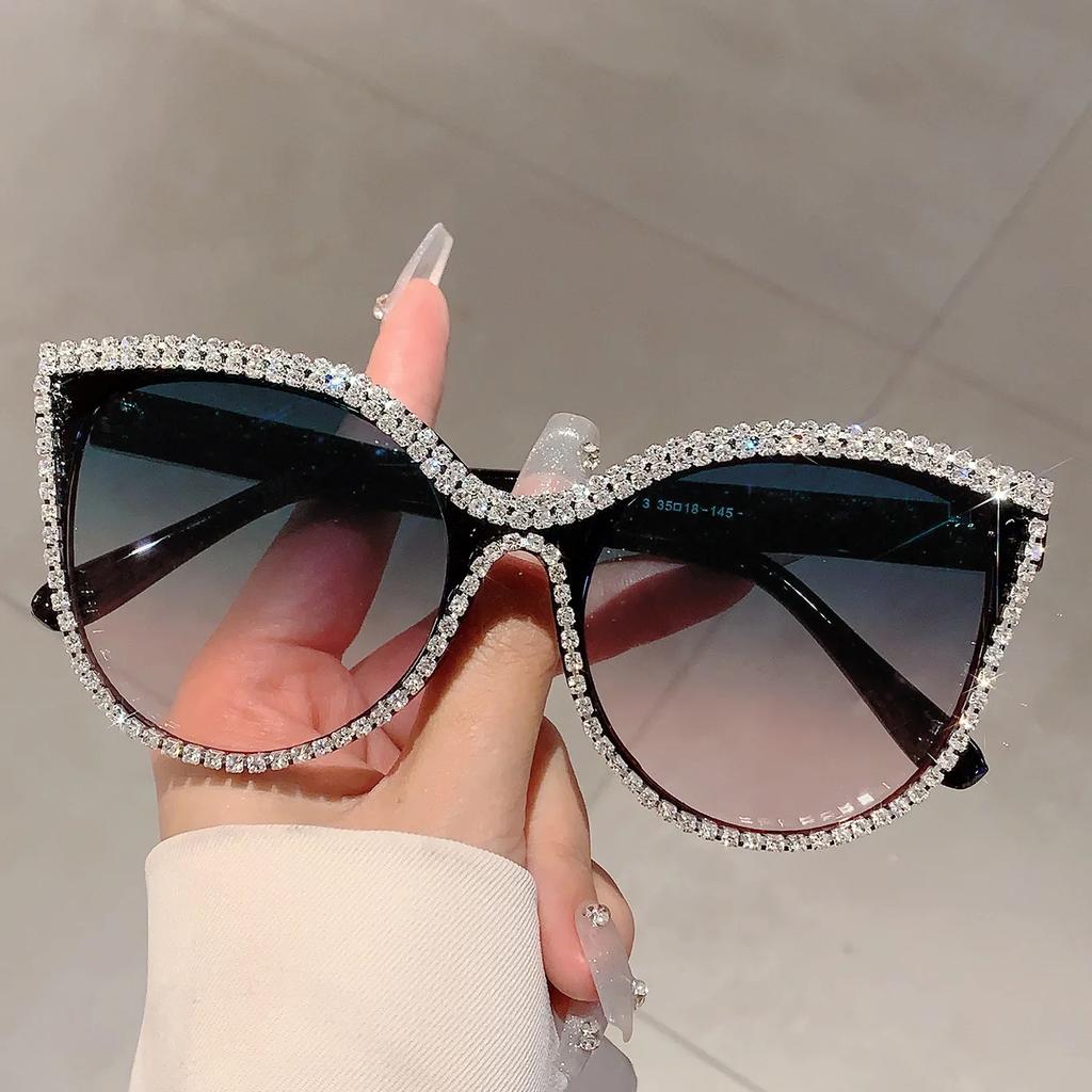 Diamond Vintage Brand Designer Oversized Sunglasses Women For Female Luxury Sun Glasses Punk Popular Cat Eye Rhinestone Eyewear