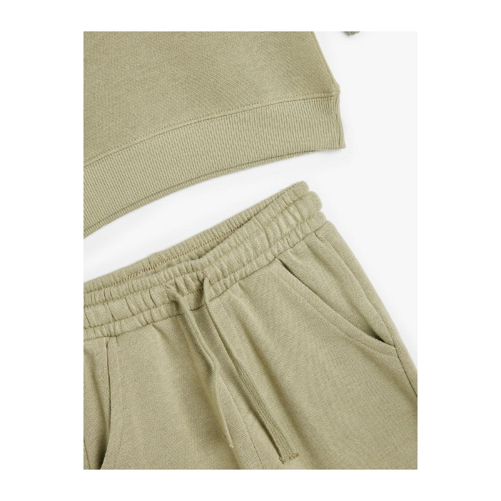 Sweatshirt And Tracksuit With Cotton Charts